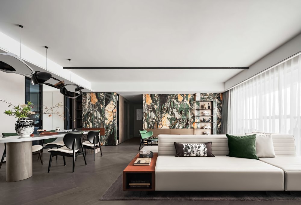 無錫金地華著 | 金地 * WJID | 2022 | 中國江蘇