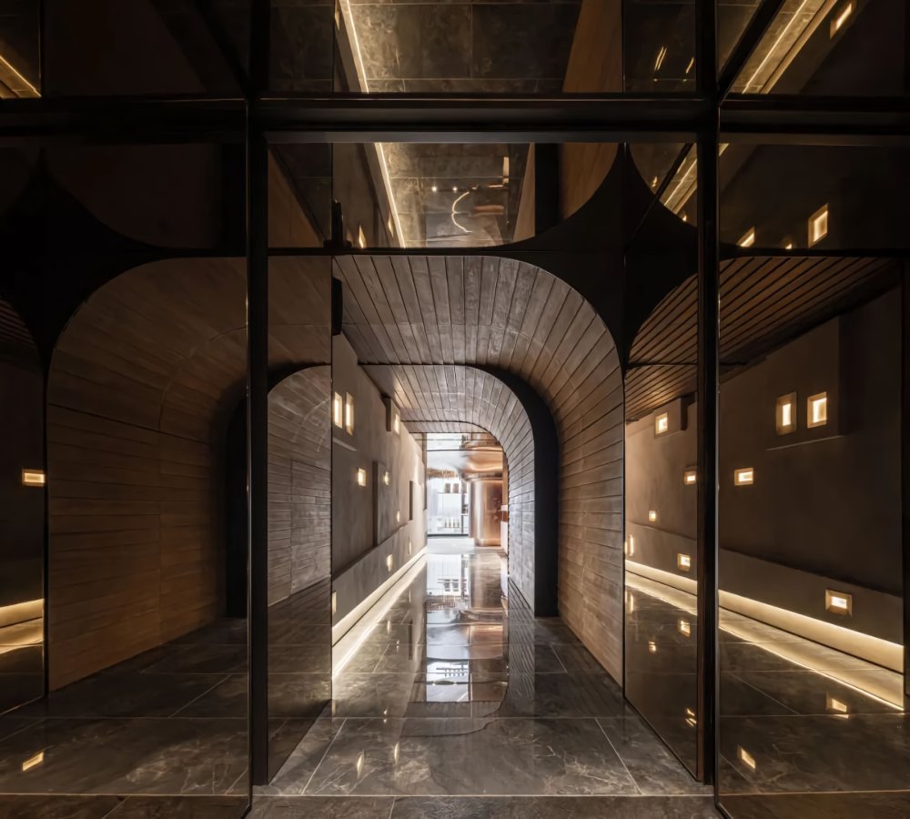 威士忌會(huì)所 | 近境制作 | 唐忠漢 | 2022 | 中國(guó)臺(tái)灣 